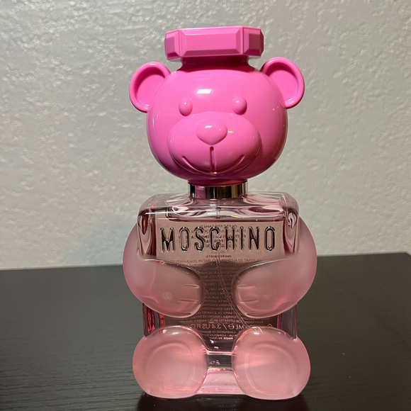 Moschino Pink Teddy Bear Fragrance - Picture 1 of 1